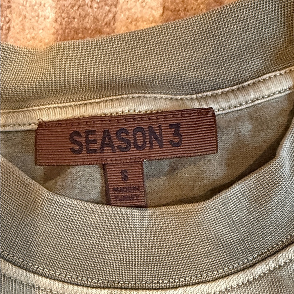 Season 3 Yeezy View 5